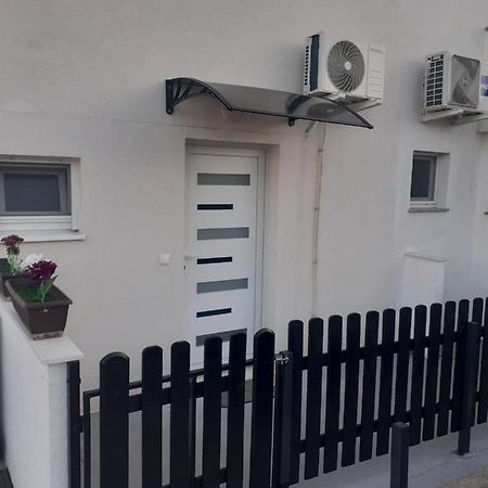 Studio Apartman Lorena Zadar Zewnętrze zdjęcie
